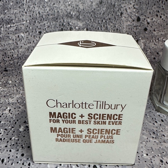 Charlotte Tilbury Magic Water Cream NIB - Picture 2 of 5
